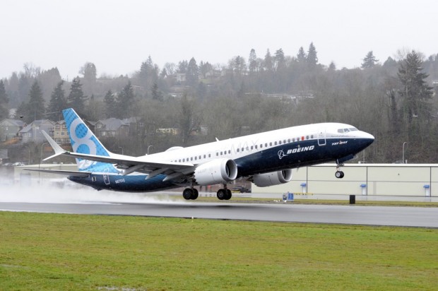 737-MAX-First-Flight-620x412